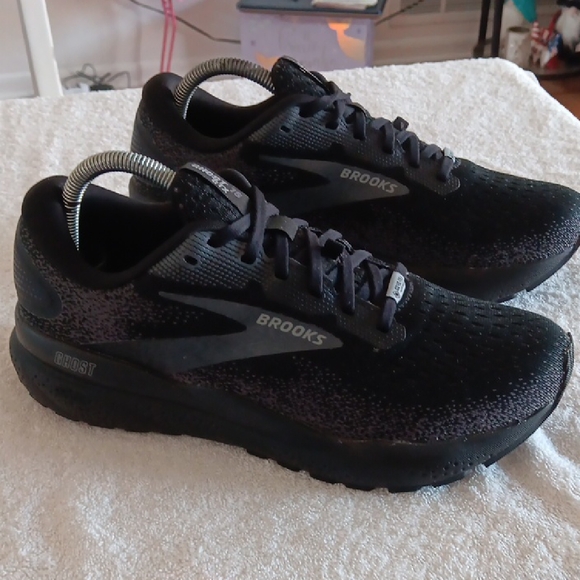 NWOT Brooks Ghost 16 GTX Running Shoes - Picture 2 of 16